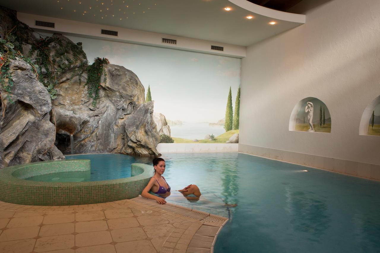 Hotel Dolomites Wellness Savoy Stern